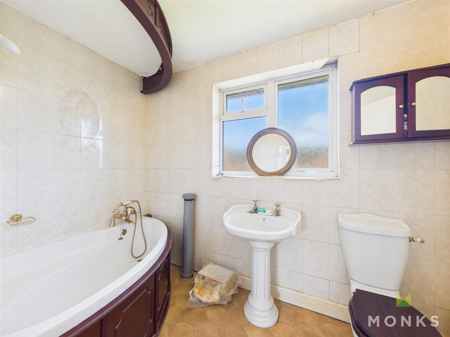 73 Bridge Way, Shrewsbury, SY4 4PG For Sale